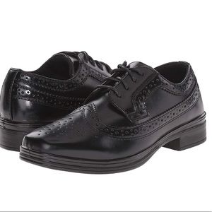 Deer Stags Boys Dress Shoes Black EUC